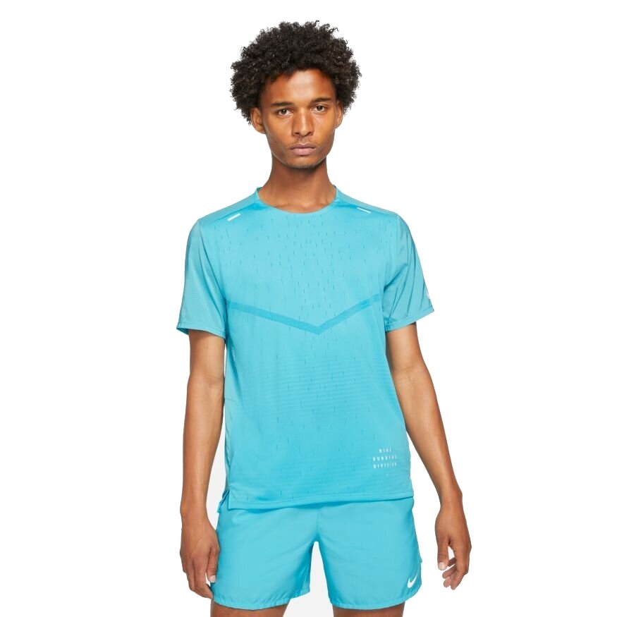 Se Nike Rise 365 Run Division T-shirt Chlorine Blue hos Tennisshoppen.dk